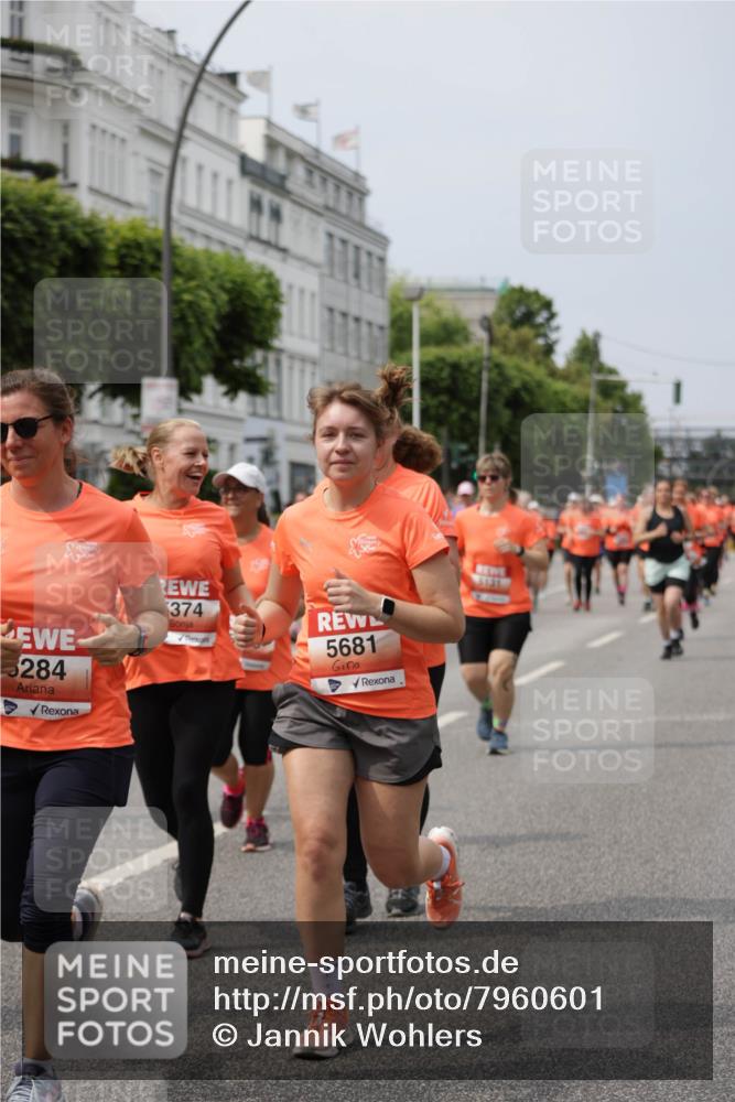 15.06.2025 - REWE Women's Run Jannik Wohlers http://msf.ph/oto/7960601 15.06.2025 09:45:37 Laufen 284, 374, 5681, 5131 meine-sportfotos.de