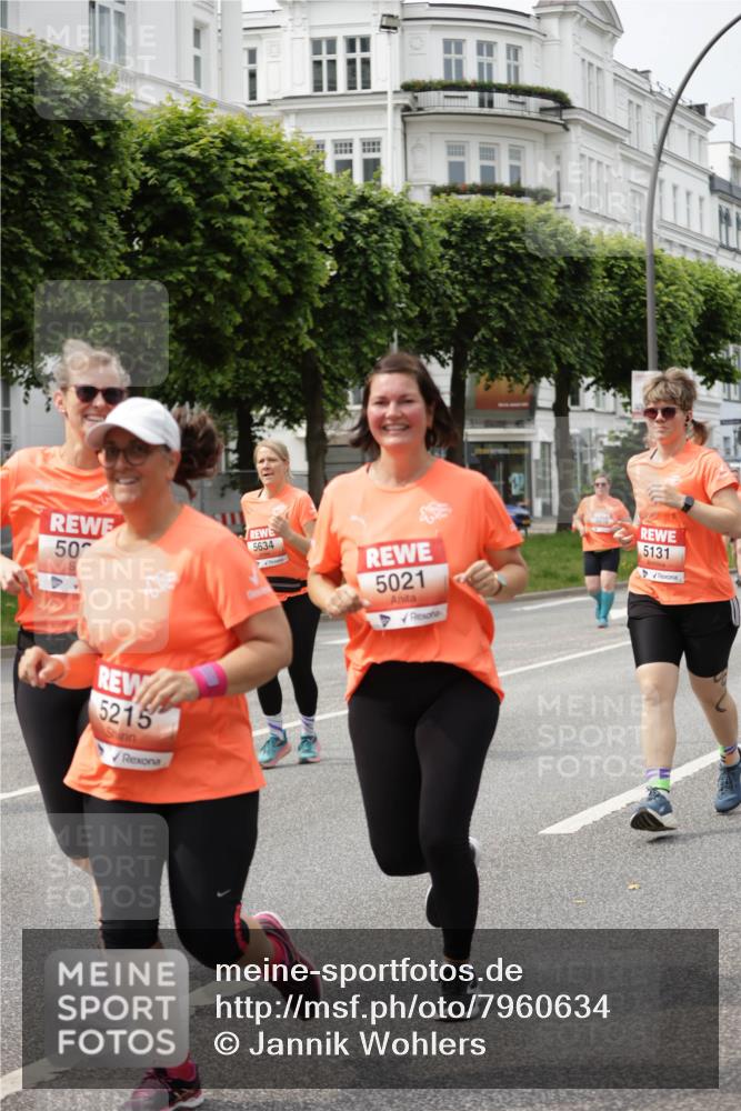 15.06.2025 - REWE Women's Run Jannik Wohlers http://msf.ph/oto/7960634 15.06.2025 09:45:40 Laufen 50, 5634, 5215, 5021, 5131 meine-sportfotos.de