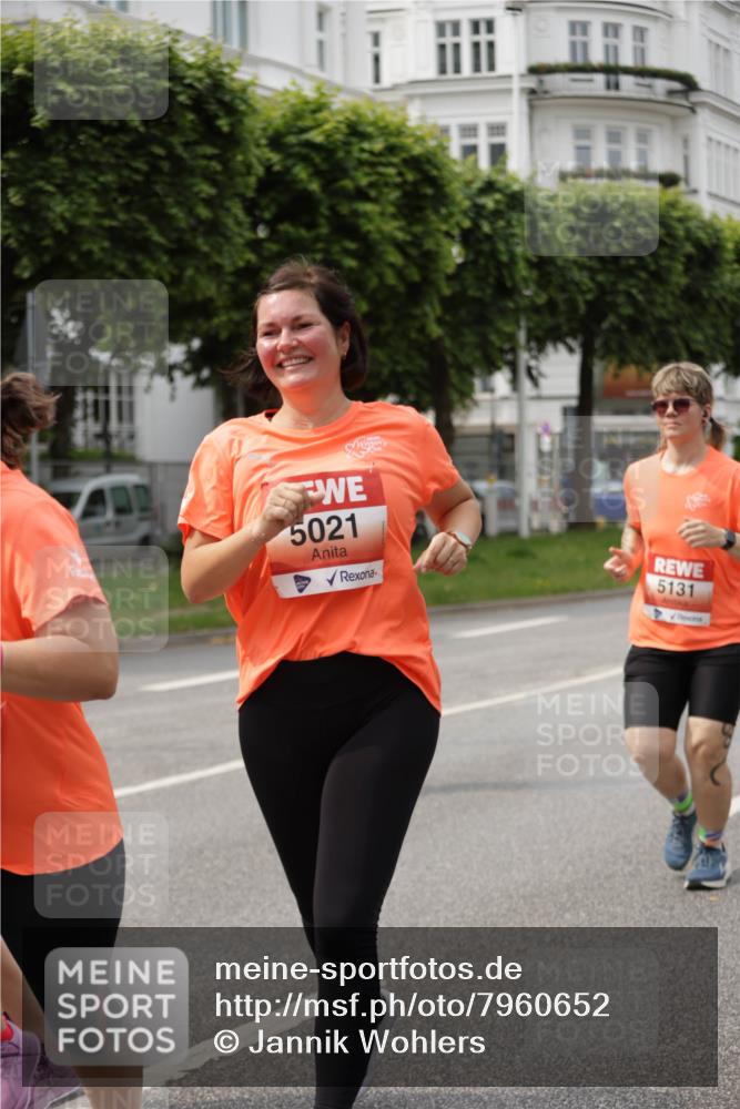 15.06.2025 - REWE Women's Run Jannik Wohlers http://msf.ph/oto/7960652 15.06.2025 09:45:40 Laufen 5021, 5131 meine-sportfotos.de