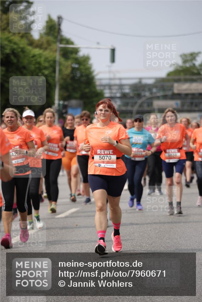 15.06.2025 - REWE Women's Run Jannik Wohlers http://msf.ph/oto/7960671 15.06.2025 09:45:44 Laufen 5171, 5033, 42, 5070 meine-sportfotos.de