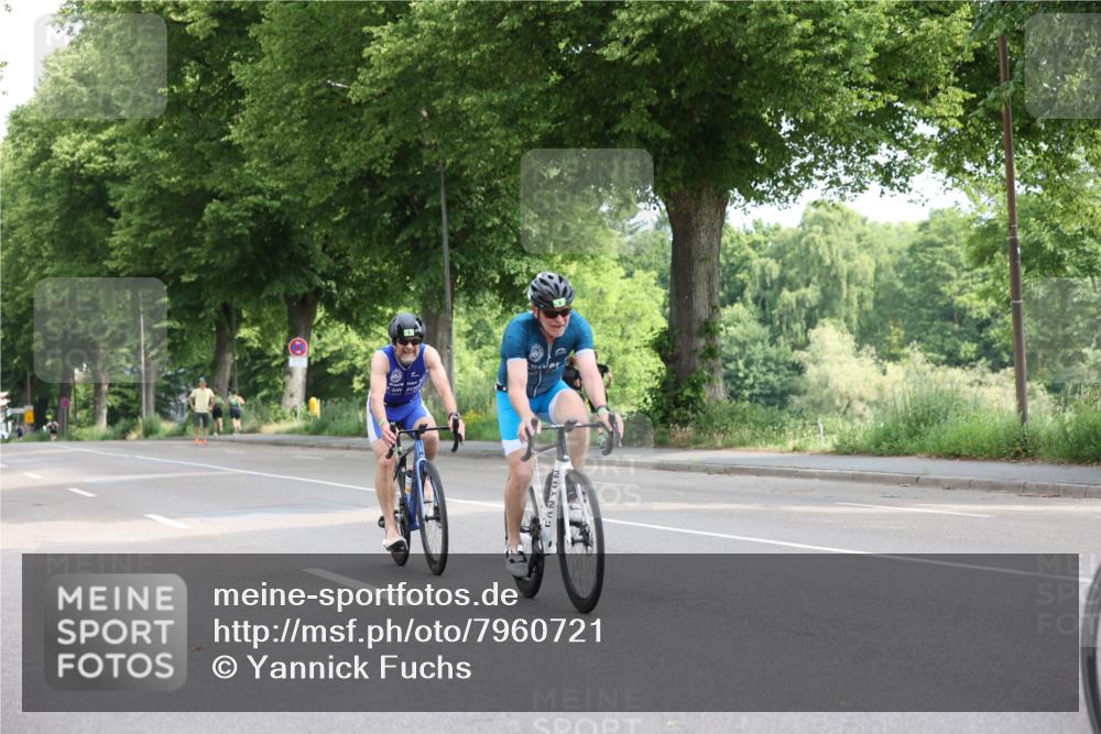 15.06.2025 - 7 Türme Triathlon Yannick Fuchs http://msf.ph/oto/7960721 15.06.2025 09:56:11 Radfahren 5, 85, 87 meine-sportfotos.de