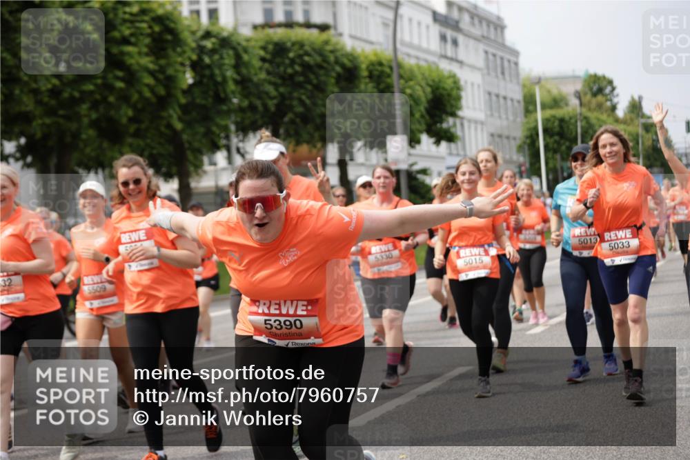 15.06.2025 - REWE Women's Run Jannik Wohlers http://msf.ph/oto/7960757 15.06.2025 09:45:51 Laufen 32, 5509, 5330, 5015, 5390, 5013, 5033 meine-sportfotos.de
