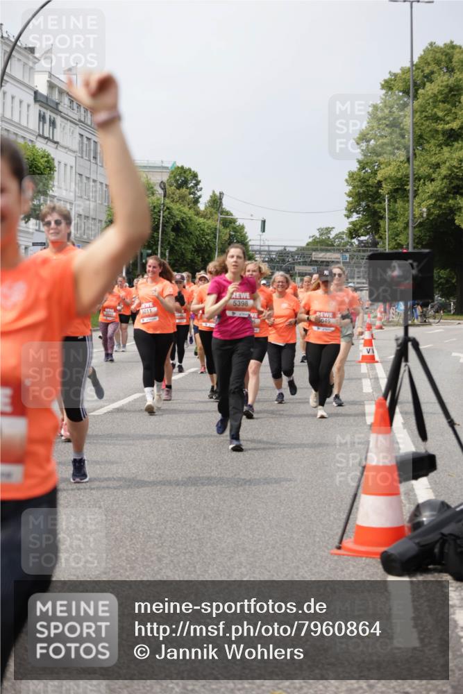 15.06.2025 - REWE Women's Run Jannik Wohlers http://msf.ph/oto/7960864 15.06.2025 09:45:54 Laufen 5398 meine-sportfotos.de