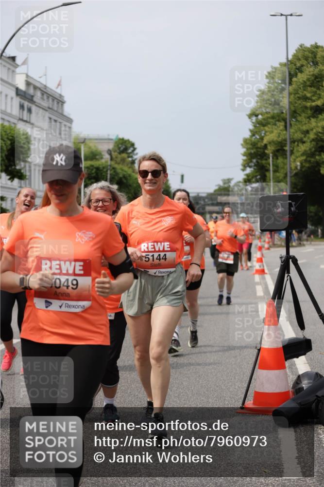 15.06.2025 - REWE Women's Run Jannik Wohlers http://msf.ph/oto/7960973 15.06.2025 09:45:58 Laufen 049, 5144 meine-sportfotos.de