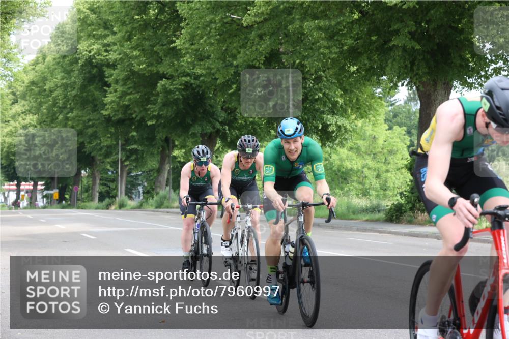 15.06.2025 - 7 Türme Triathlon Yannick Fuchs http://msf.ph/oto/7960997 15.06.2025 09:59:50 Radfahren 149 meine-sportfotos.de