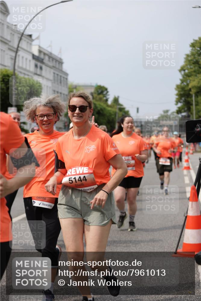 15.06.2025 - REWE Women's Run Jannik Wohlers http://msf.ph/oto/7961013 15.06.2025 09:45:59 Laufen 5144, 02 meine-sportfotos.de