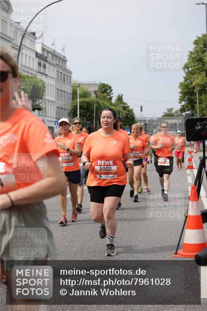 15.06.2025 - REWE Women's Run Jannik Wohlers http://msf.ph/oto/7961028 15.06.2025 09:46:00 Laufen 5504, 5002, 182 meine-sportfotos.de