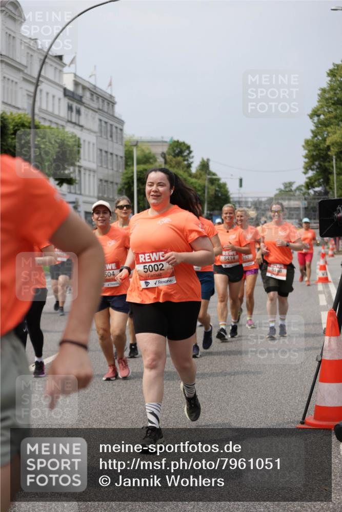 15.06.2025 - REWE Women's Run Jannik Wohlers http://msf.ph/oto/7961051 15.06.2025 09:46:00 Laufen 504, 5002, 5414, 057, 5198 meine-sportfotos.de