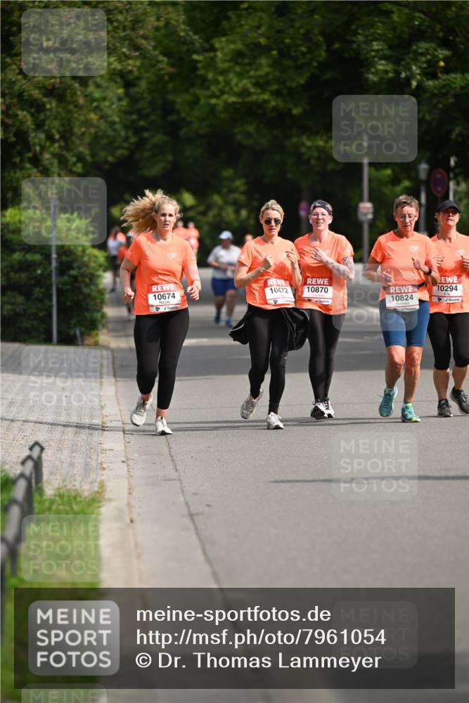 15.06.2025 - REWE Women's Run Dr. Thomas Lammeyer http://msf.ph/oto/7961054 15.06.2025 09:50:15 Laufen 10674, 10472, 10870, 10294, 10824 meine-sportfotos.de