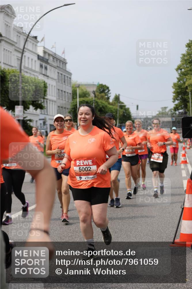 15.06.2025 - REWE Women's Run Jannik Wohlers http://msf.ph/oto/7961059 15.06.2025 09:46:00 Laufen 5002 meine-sportfotos.de