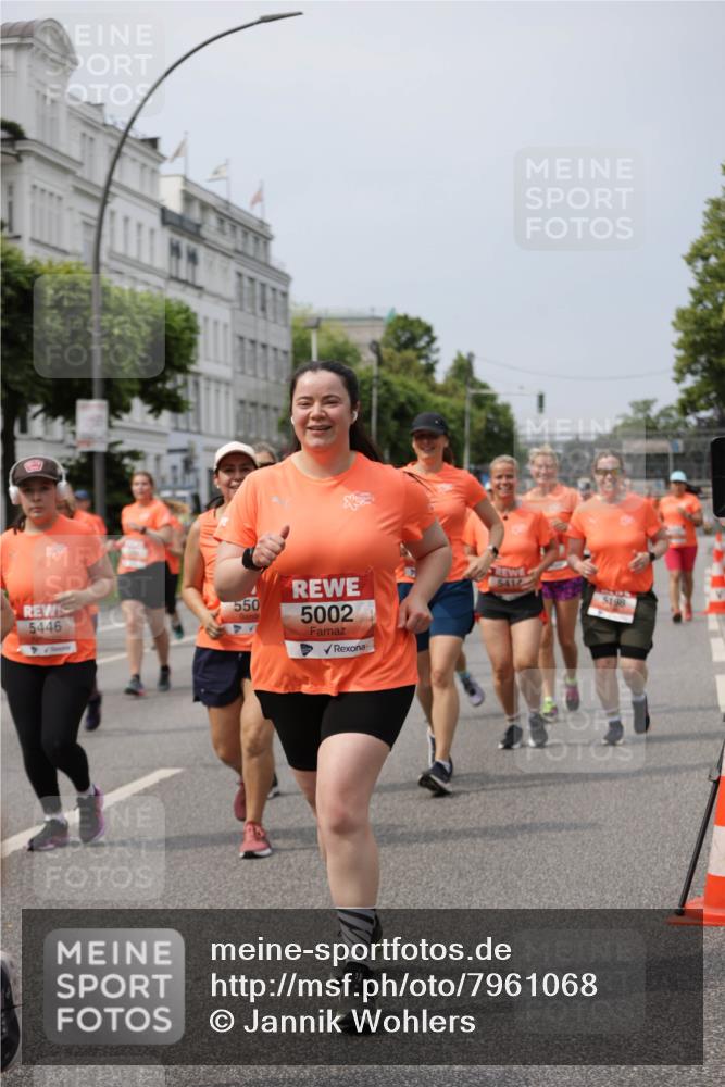 15.06.2025 - REWE Women's Run Jannik Wohlers http://msf.ph/oto/7961068 15.06.2025 09:46:00 Laufen 5412, 5198, 550, 5446, 5002 meine-sportfotos.de