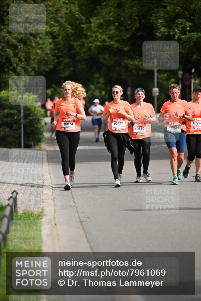 15.06.2025 - REWE Women's Run Dr. Thomas Lammeyer http://msf.ph/oto/7961069 15.06.2025 09:50:15 Laufen 10674, 10472, 10870, 10824, 10294 meine-sportfotos.de