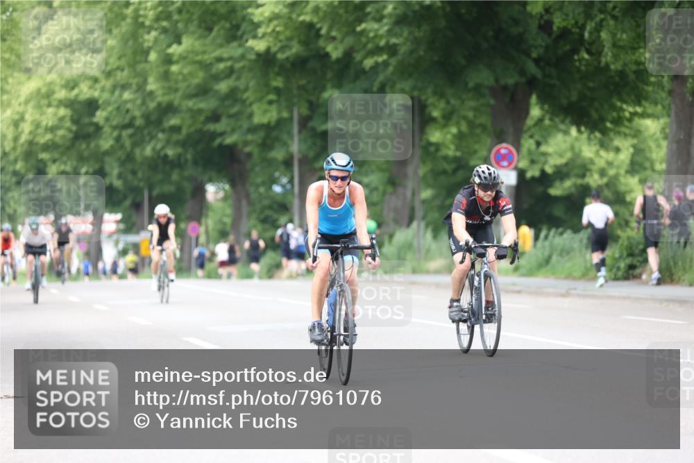 15.06.2025 - 7 Türme Triathlon Yannick Fuchs http://msf.ph/oto/7961076 15.06.2025 13:49:35 Radfahren 781, 1051, 1089 meine-sportfotos.de