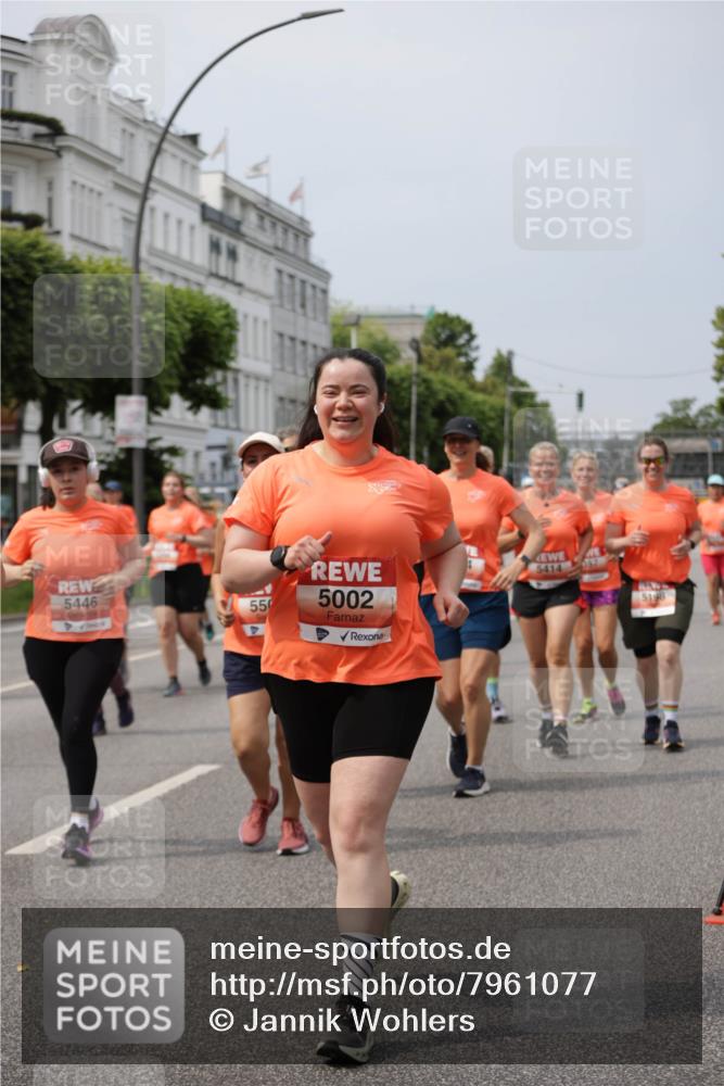 15.06.2025 - REWE Women's Run Jannik Wohlers http://msf.ph/oto/7961077 15.06.2025 09:46:00 Laufen 5446, 550, 5002, 5414, 357, 5198 meine-sportfotos.de