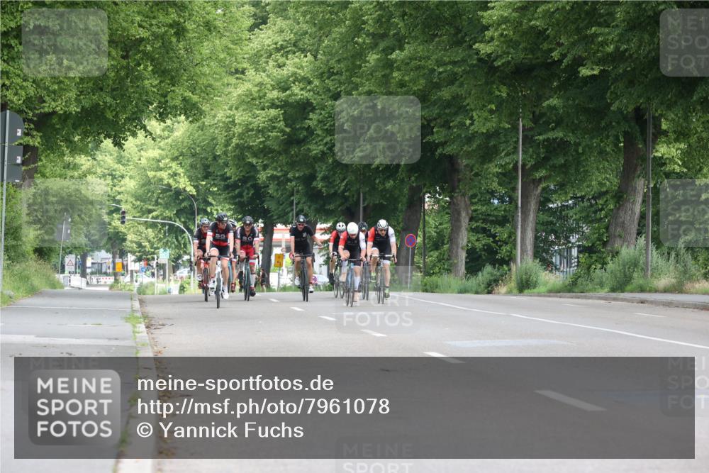 15.06.2025 - 7 Türme Triathlon Yannick Fuchs http://msf.ph/oto/7961078 15.06.2025 10:01:02 Radfahren 22, 24, 25, 77, 78, 80 meine-sportfotos.de