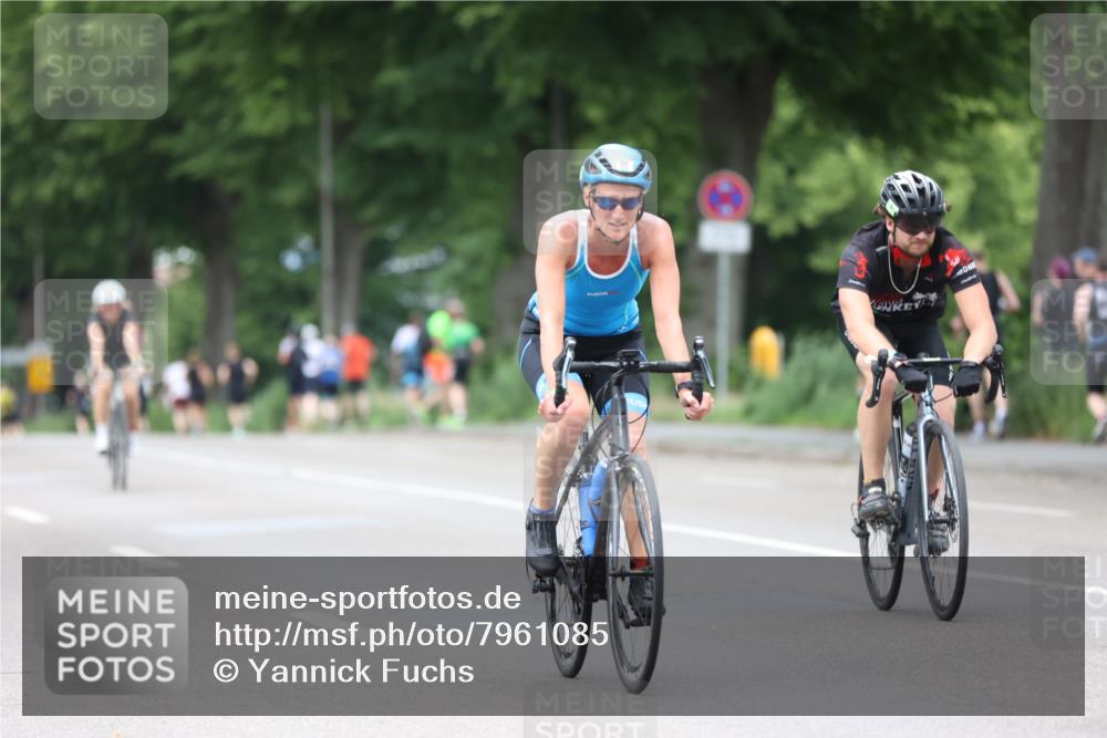 15.06.2025 - 7 Türme Triathlon Yannick Fuchs http://msf.ph/oto/7961085 15.06.2025 13:49:36 Radfahren 781, 1051, 1089 meine-sportfotos.de