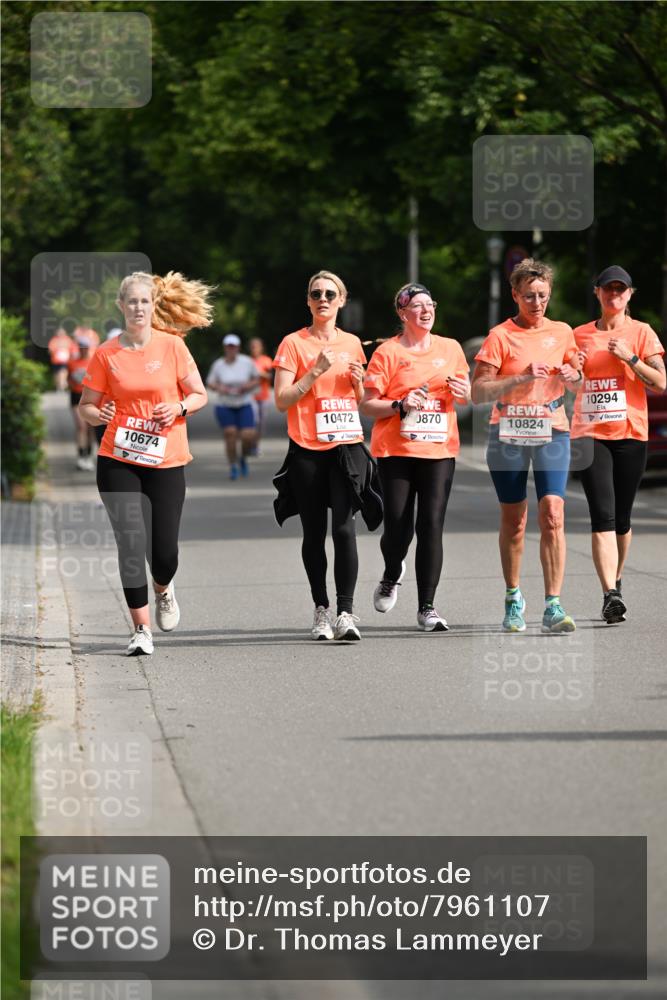 15.06.2025 - REWE Women's Run Dr. Thomas Lammeyer http://msf.ph/oto/7961107 15.06.2025 09:50:16 Laufen 10674, 10472, 0870, 10824, 10294 meine-sportfotos.de