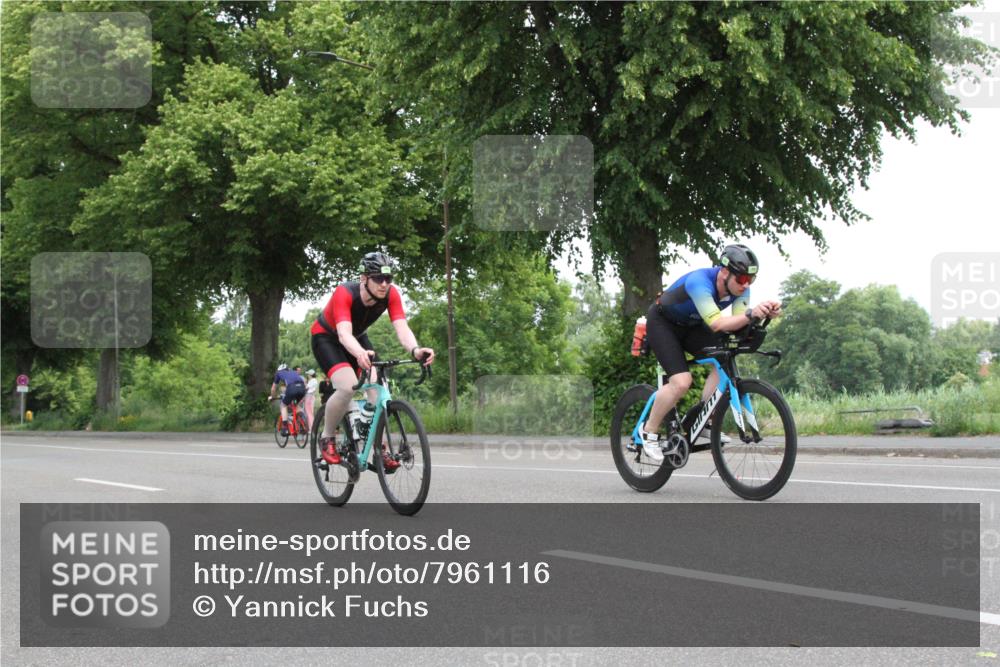 15.06.2025 - 7 Türme Triathlon Yannick Fuchs http://msf.ph/oto/7961116 15.06.2025 12:11:18 Radfahren  meine-sportfotos.de