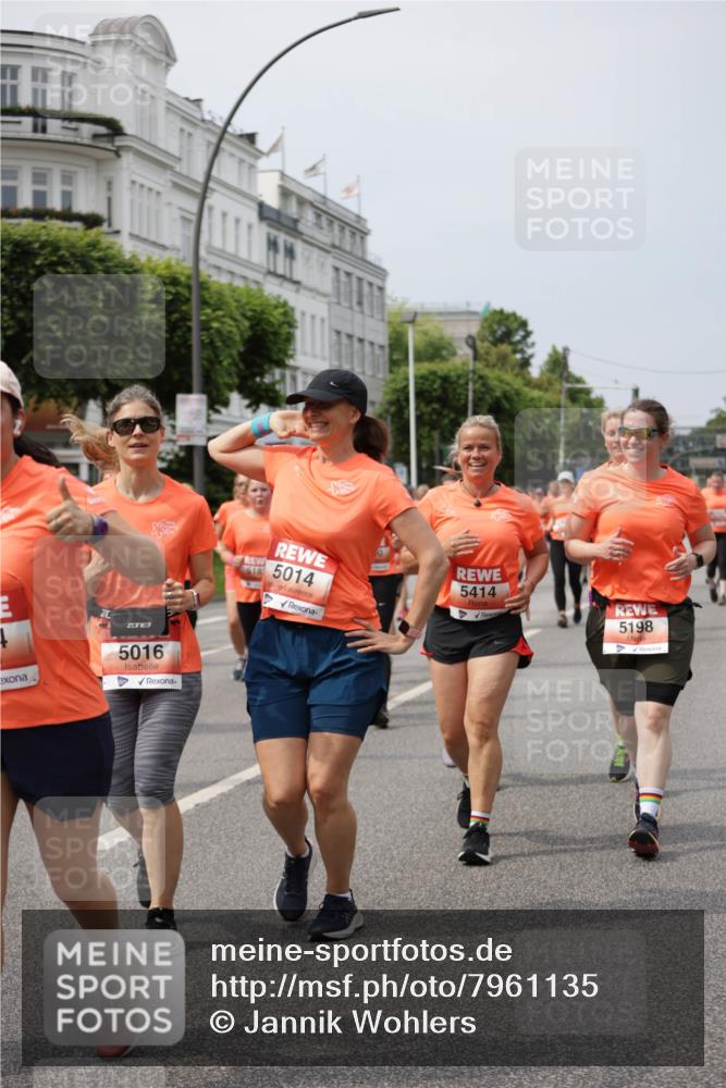 15.06.2025 - REWE Women's Run Jannik Wohlers http://msf.ph/oto/7961135 15.06.2025 09:46:02 Laufen 3, 5016, 5414, 618, 5014, 5198 meine-sportfotos.de