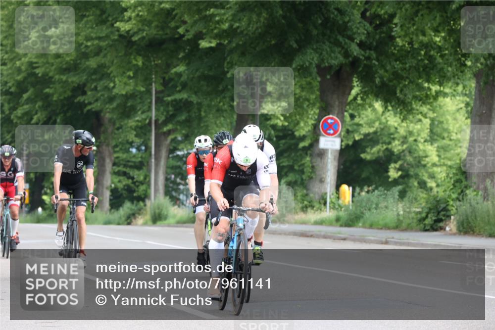 15.06.2025 - 7 Türme Triathlon Yannick Fuchs http://msf.ph/oto/7961141 15.06.2025 10:01:05 Radfahren 22, 24, 25, 77, 78, 80 meine-sportfotos.de