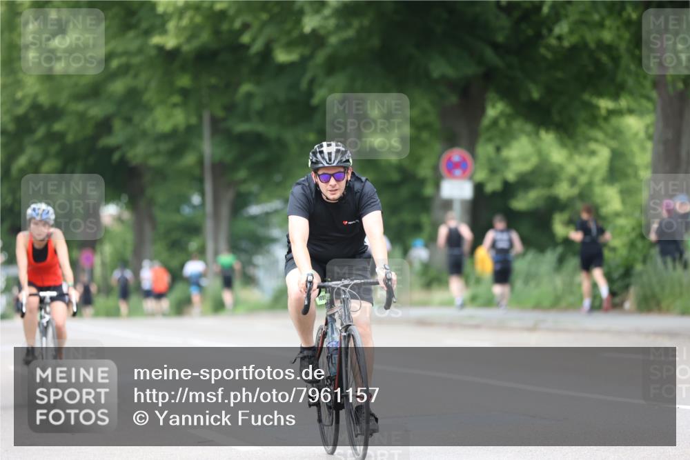 15.06.2025 - 7 Türme Triathlon Yannick Fuchs http://msf.ph/oto/7961157 15.06.2025 13:49:41 Radfahren 514, 781, 1051, 1089 meine-sportfotos.de