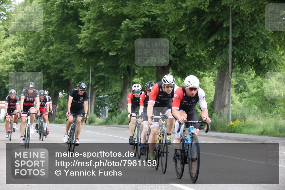 15.06.2025 - 7 Türme Triathlon Yannick Fuchs http://msf.ph/oto/7961158 15.06.2025 10:01:05 Radfahren 22, 24, 25, 77, 78, 80 meine-sportfotos.de