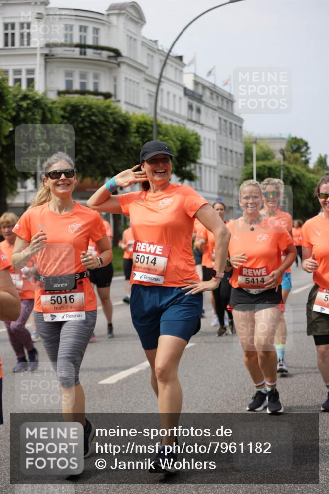 15.06.2025 - REWE Women's Run Jannik Wohlers http://msf.ph/oto/7961182 15.06.2025 09:46:02 Laufen 3, 32, 5014, 5414, 5, 5016 meine-sportfotos.de