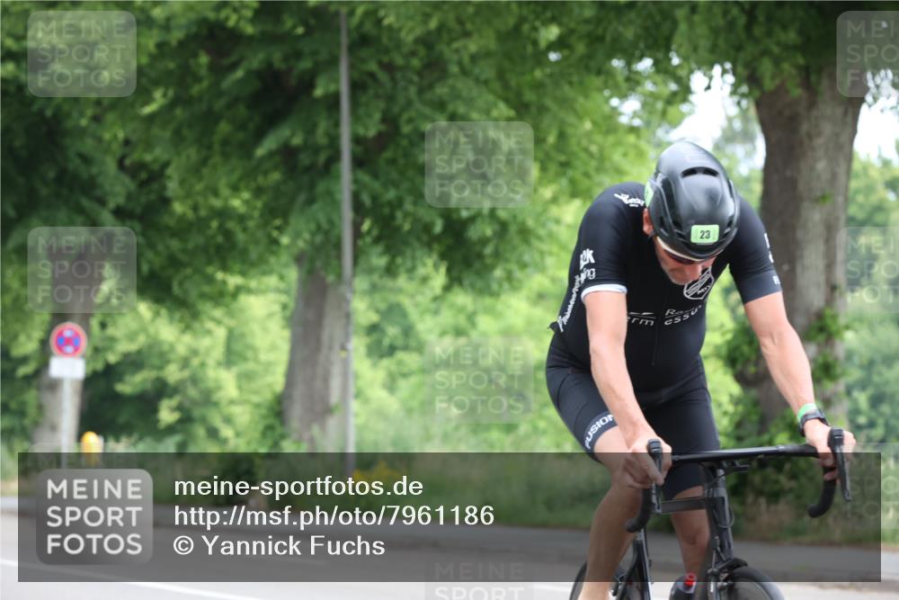 15.06.2025 - 7 Türme Triathlon Yannick Fuchs http://msf.ph/oto/7961186 15.06.2025 10:01:06 Radfahren 22, 24, 25, 77, 78, 80 meine-sportfotos.de