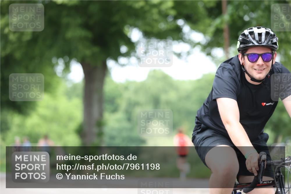 15.06.2025 - 7 Türme Triathlon Yannick Fuchs http://msf.ph/oto/7961198 15.06.2025 13:49:42 Radfahren 514, 781, 1051, 1089 meine-sportfotos.de
