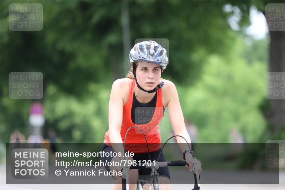 15.06.2025 - 7 Türme Triathlon Yannick Fuchs http://msf.ph/oto/7961201 15.06.2025 13:49:43 Radfahren 514, 1051 meine-sportfotos.de