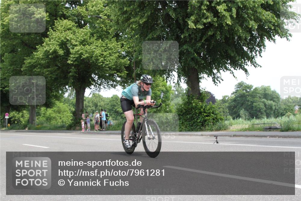 15.06.2025 - 7 Türme Triathlon Yannick Fuchs http://msf.ph/oto/7961281 15.06.2025 12:16:26 Radfahren  meine-sportfotos.de