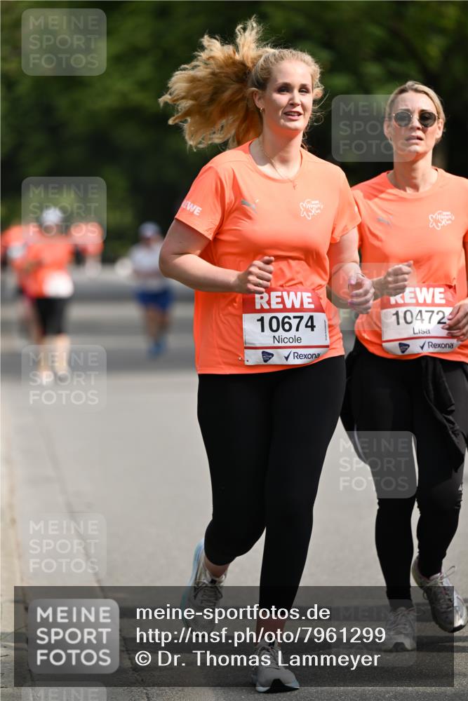 15.06.2025 - REWE Women's Run Dr. Thomas Lammeyer http://msf.ph/oto/7961299 15.06.2025 09:50:21 Laufen 10472, 10674 meine-sportfotos.de