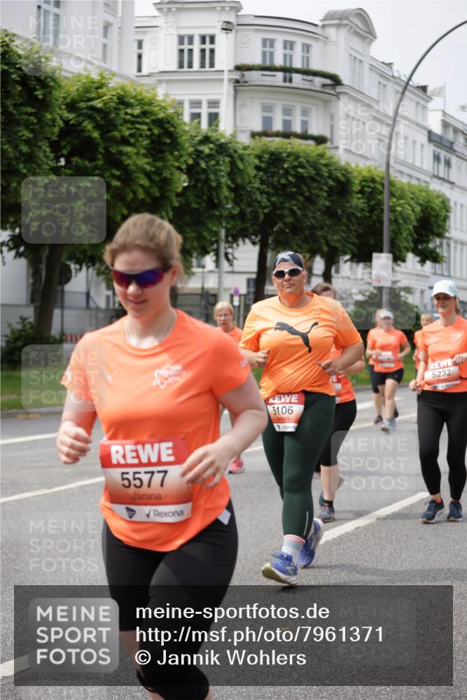 15.06.2025 - REWE Women's Run Jannik Wohlers http://msf.ph/oto/7961371 15.06.2025 09:46:09 Laufen 5577, 5106, 5232 meine-sportfotos.de