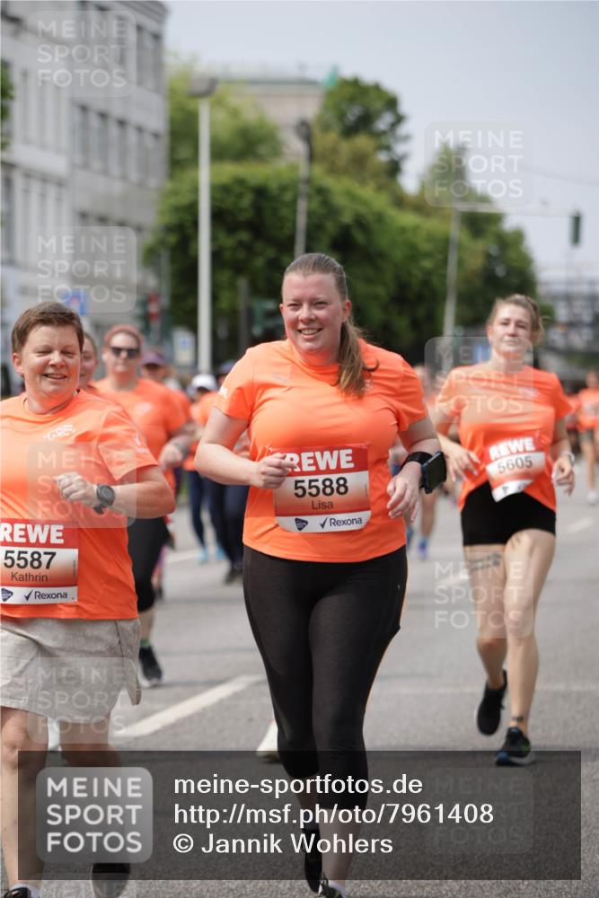 15.06.2025 - REWE Women's Run Jannik Wohlers http://msf.ph/oto/7961408 15.06.2025 09:46:11 Laufen 5587, 5588, 5605 meine-sportfotos.de