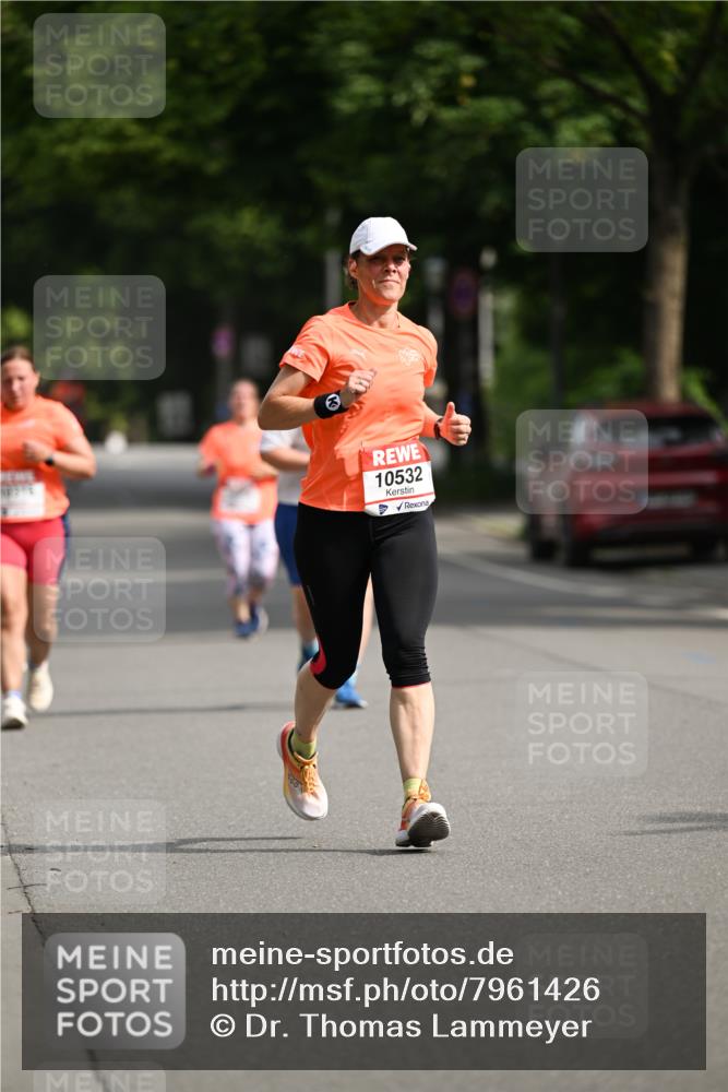 15.06.2025 - REWE Women's Run Dr. Thomas Lammeyer http://msf.ph/oto/7961426 15.06.2025 09:50:28 Laufen 6, 10532 meine-sportfotos.de