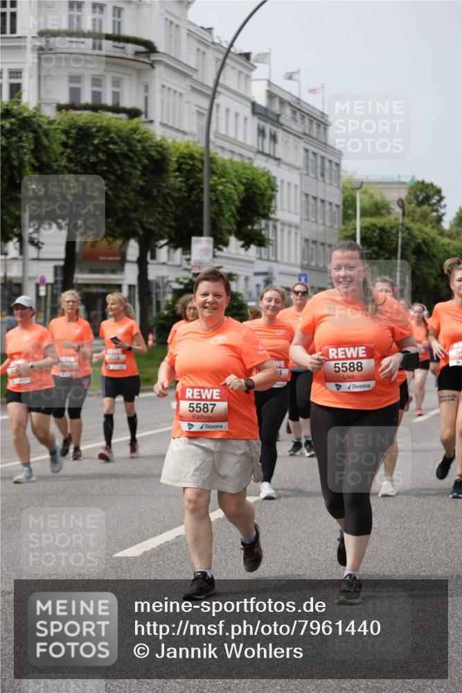 15.06.2025 - REWE Women's Run Jannik Wohlers http://msf.ph/oto/7961440 15.06.2025 09:46:12 Laufen 5038, 5587, 5588 meine-sportfotos.de