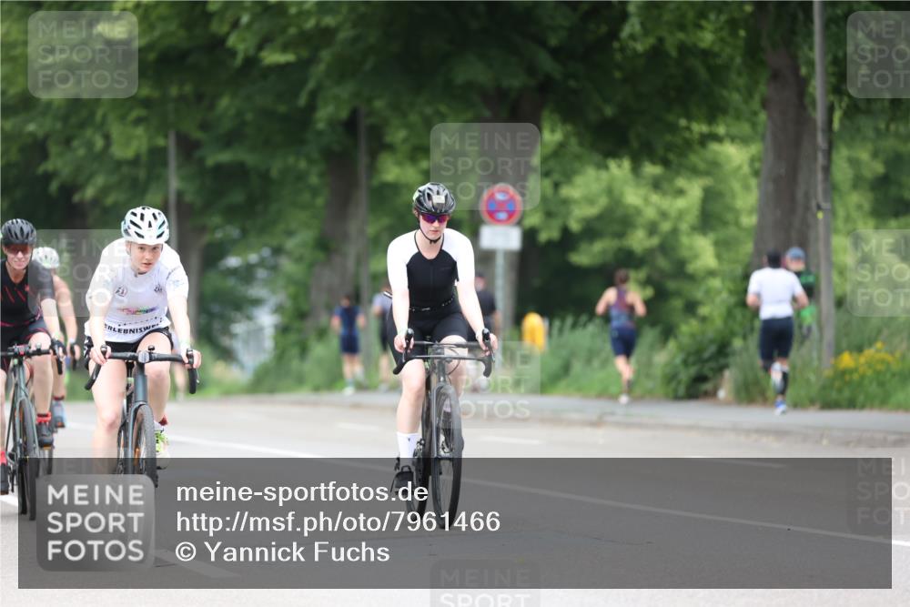 15.06.2025 - 7 Türme Triathlon Yannick Fuchs http://msf.ph/oto/7961466 15.06.2025 13:50:18 Radfahren 894, 960, 1099 meine-sportfotos.de