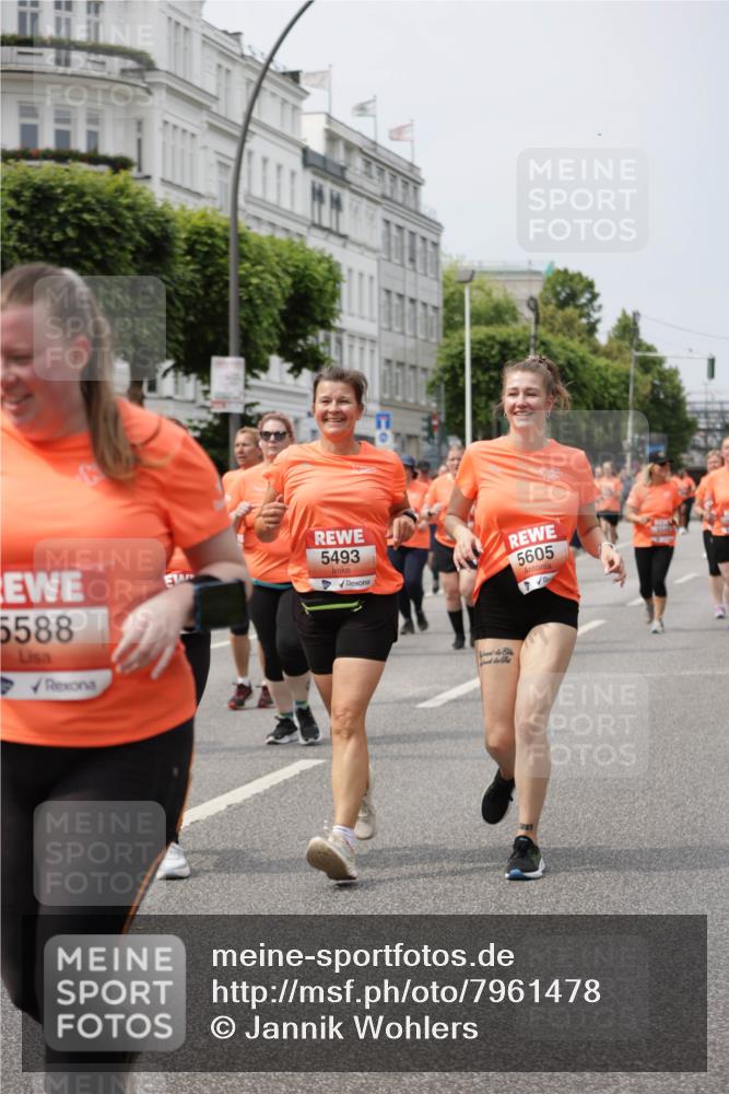 15.06.2025 - REWE Women's Run Jannik Wohlers http://msf.ph/oto/7961478 15.06.2025 09:46:13 Laufen 5588, 5493, 5605 meine-sportfotos.de