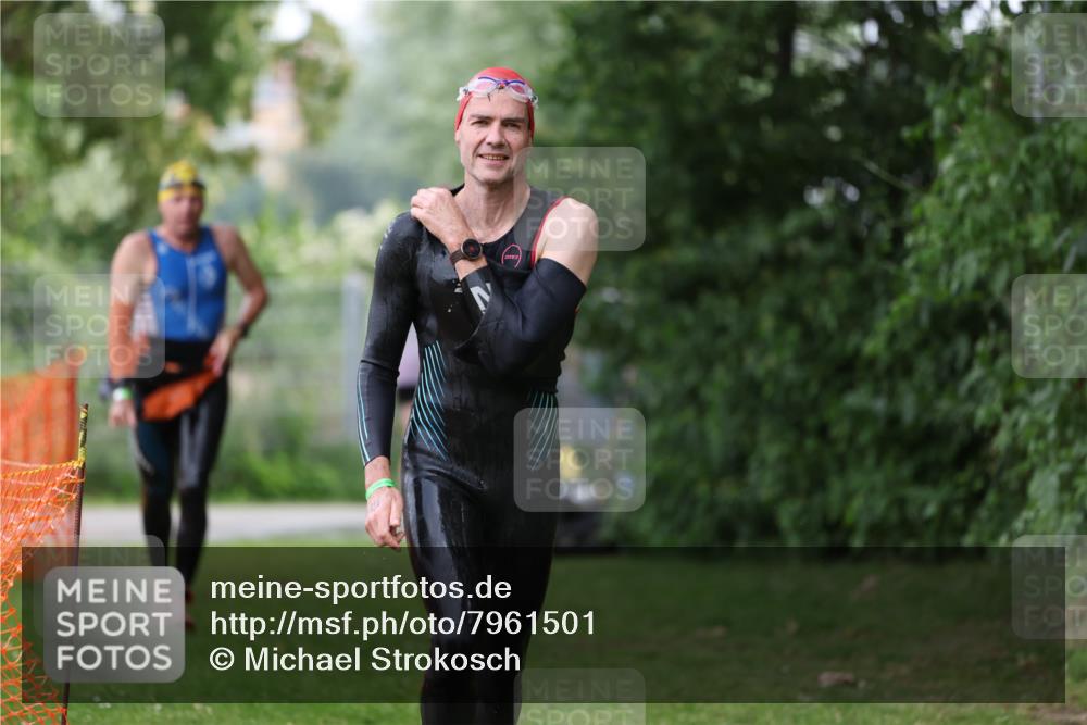 15.06.2025 - 7 Türme Triathlon Michael Strokosch http://msf.ph/oto/7961501 15.06.2025 12:13:29 Schwimmen 396, 494, 539, 566 meine-sportfotos.de