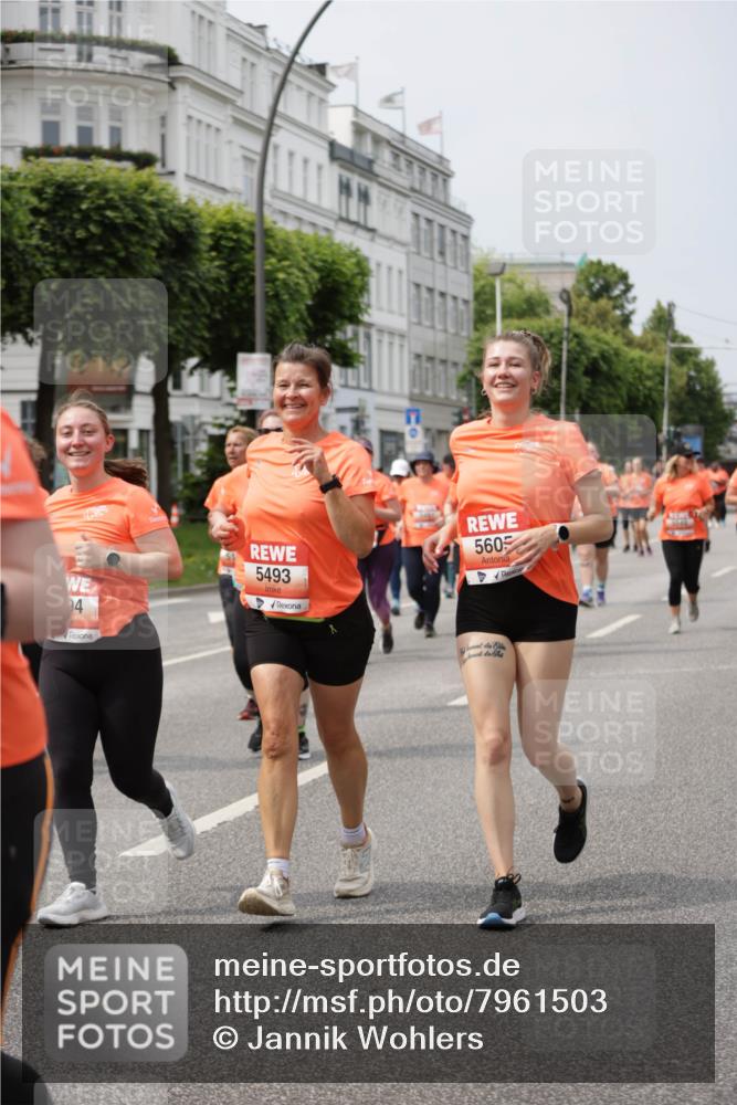 15.06.2025 - REWE Women's Run Jannik Wohlers http://msf.ph/oto/7961503 15.06.2025 09:46:13 Laufen 94, 5493, 560 meine-sportfotos.de