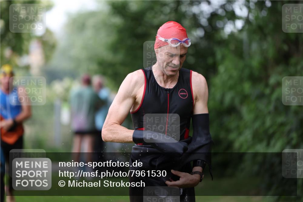 15.06.2025 - 7 Türme Triathlon Michael Strokosch http://msf.ph/oto/7961530 15.06.2025 12:13:30 Schwimmen 396, 494, 539, 566 meine-sportfotos.de