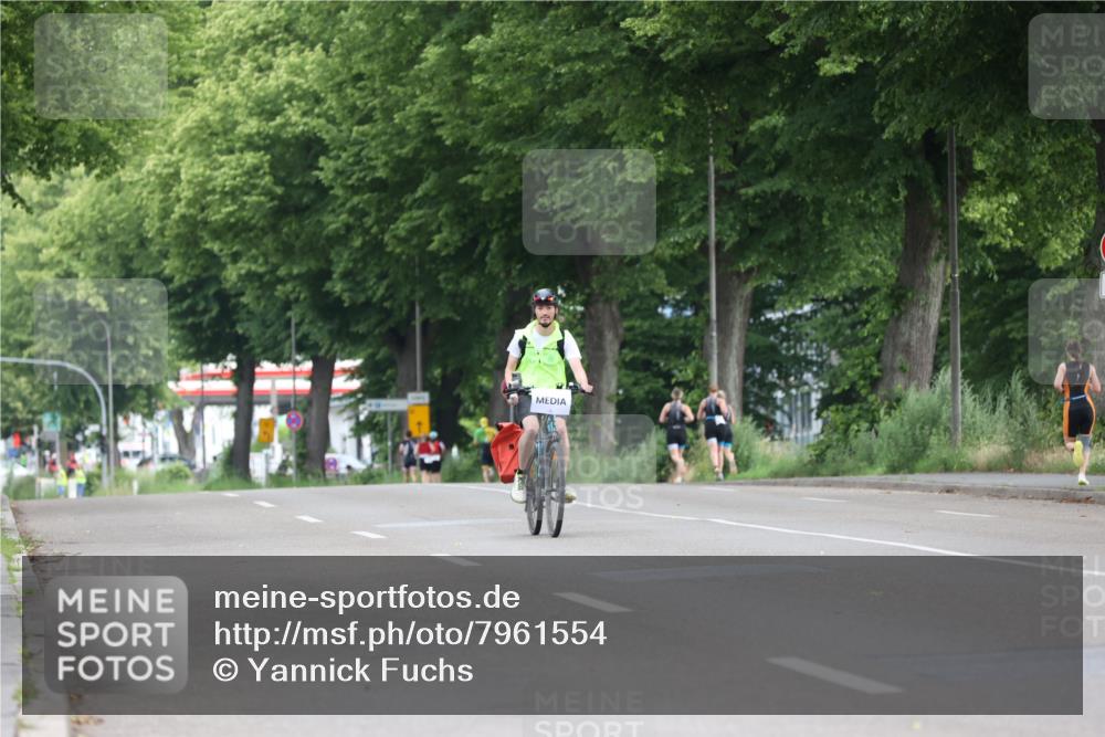 15.06.2025 - 7 Türme Triathlon Yannick Fuchs http://msf.ph/oto/7961554 15.06.2025 10:03:15 Radfahren  meine-sportfotos.de