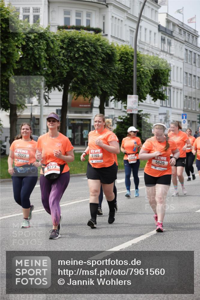 15.06.2025 - REWE Women's Run Jannik Wohlers http://msf.ph/oto/7961560 15.06.2025 09:46:17 Laufen 5323, 5173, 5165, 5343, 5626 meine-sportfotos.de