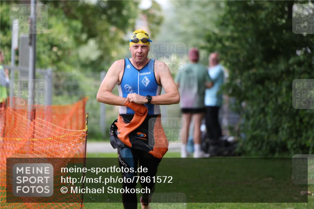 15.06.2025 - 7 Türme Triathlon Michael Strokosch http://msf.ph/oto/7961572 15.06.2025 12:13:32 Schwimmen 396, 494, 539, 566, 633 meine-sportfotos.de
