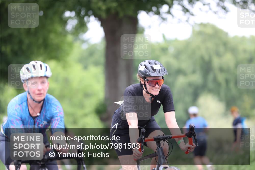 15.06.2025 - 7 Türme Triathlon Yannick Fuchs http://msf.ph/oto/7961583 15.06.2025 13:50:27 Radfahren 822, 839, 850, 866 meine-sportfotos.de