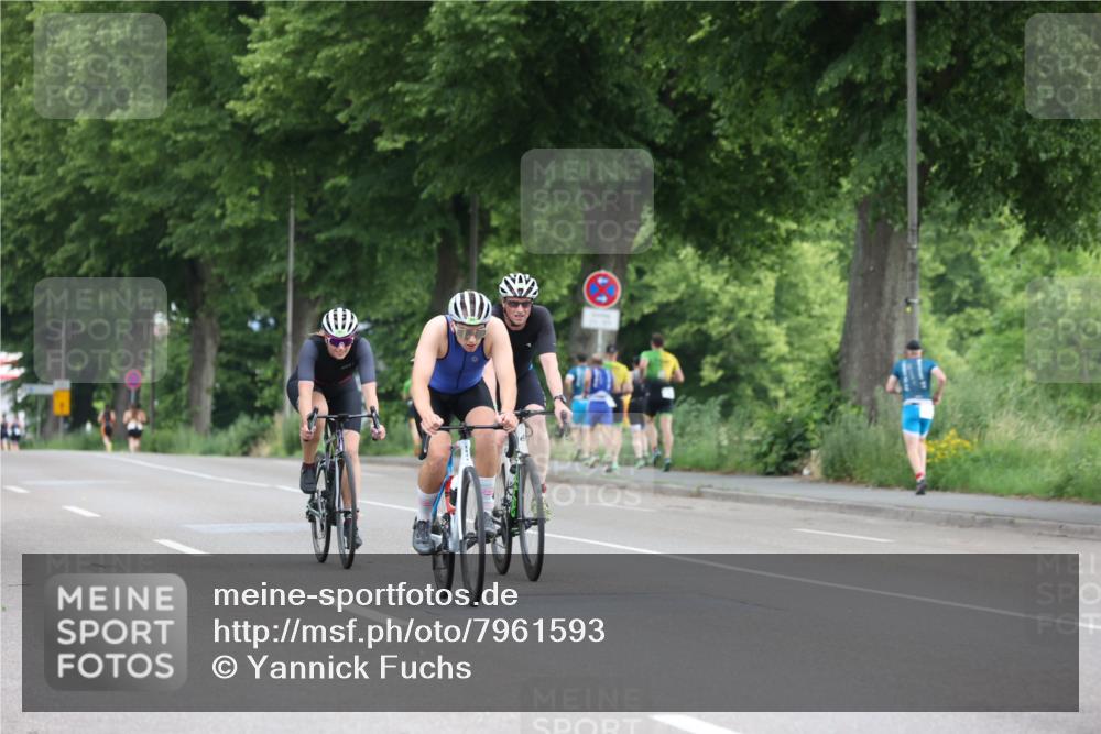 15.06.2025 - 7 Türme Triathlon Yannick Fuchs http://msf.ph/oto/7961593 15.06.2025 10:03:36 Radfahren  meine-sportfotos.de