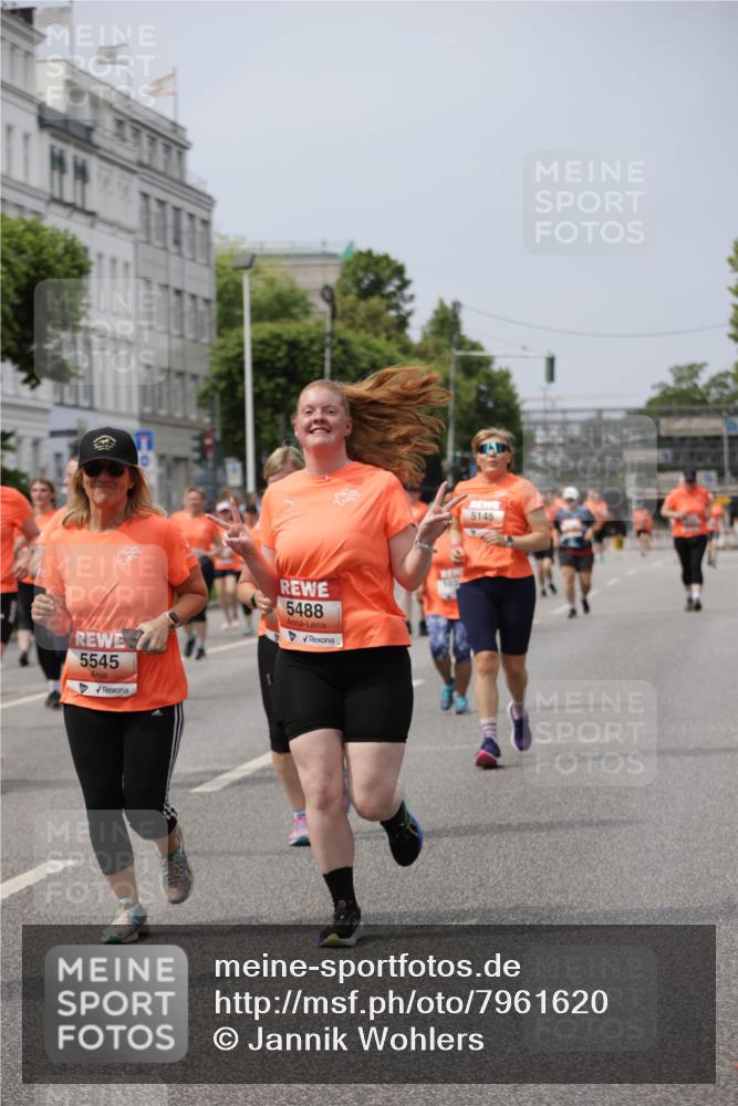 15.06.2025 - REWE Women's Run Jannik Wohlers http://msf.ph/oto/7961620 15.06.2025 09:46:18 Laufen 5545, 5488, 5145 meine-sportfotos.de