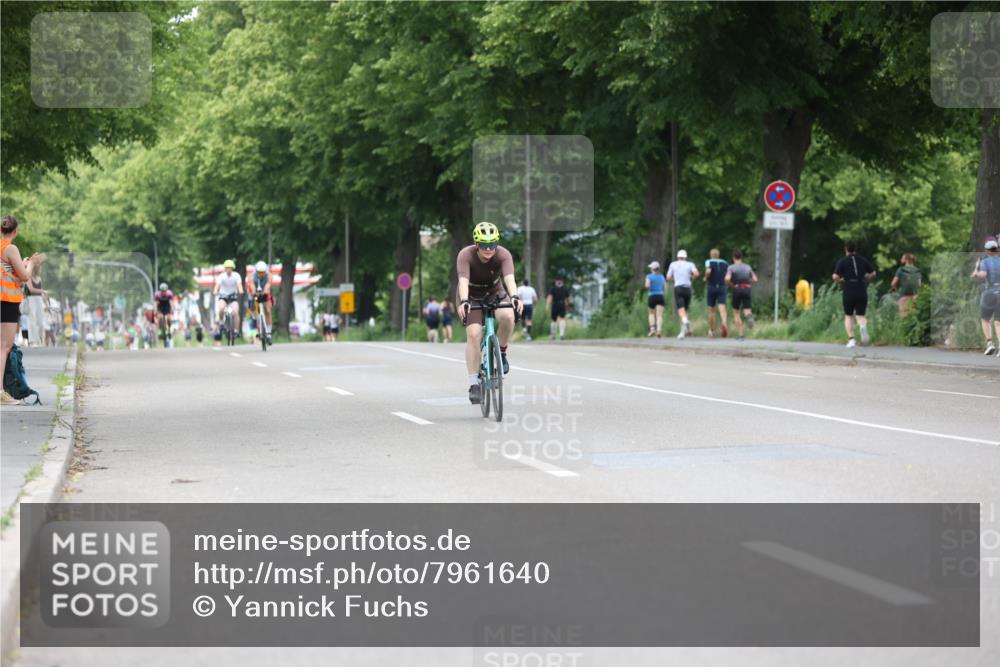 15.06.2025 - 7 Türme Triathlon Yannick Fuchs http://msf.ph/oto/7961640 15.06.2025 13:50:36 Radfahren 195, 326 meine-sportfotos.de