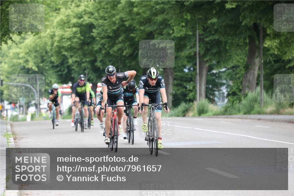 15.06.2025 - 7 Türme Triathlon Yannick Fuchs http://msf.ph/oto/7961657 15.06.2025 10:05:52 Radfahren 137, 139, 140, 145, 146, 148 meine-sportfotos.de