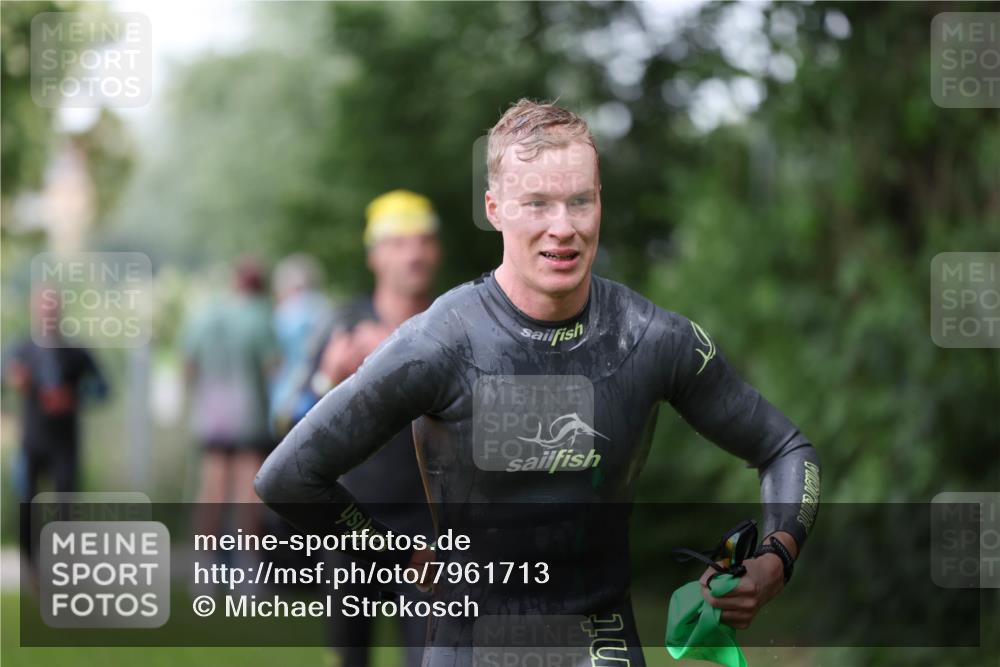 15.06.2025 - 7 Türme Triathlon Michael Strokosch http://msf.ph/oto/7961713 15.06.2025 12:13:49 Schwimmen 395, 497, 501, 543, 566, 599, 633 meine-sportfotos.de